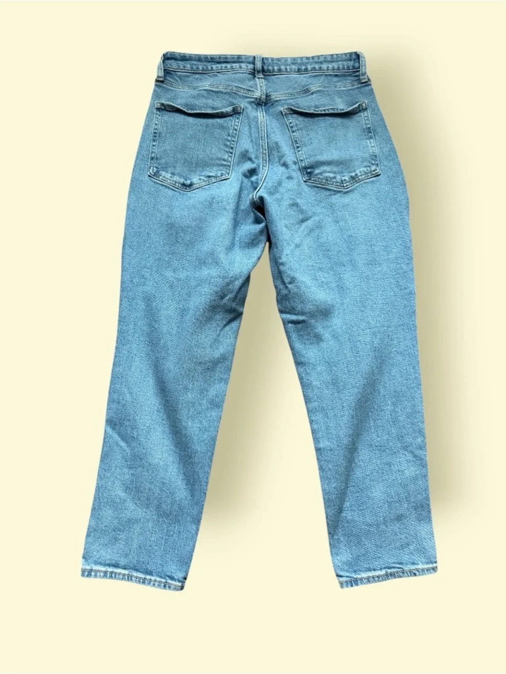 Old Navy Light Wash High Rise Curvy O.G Straight Jeans - Picture 6 of 6